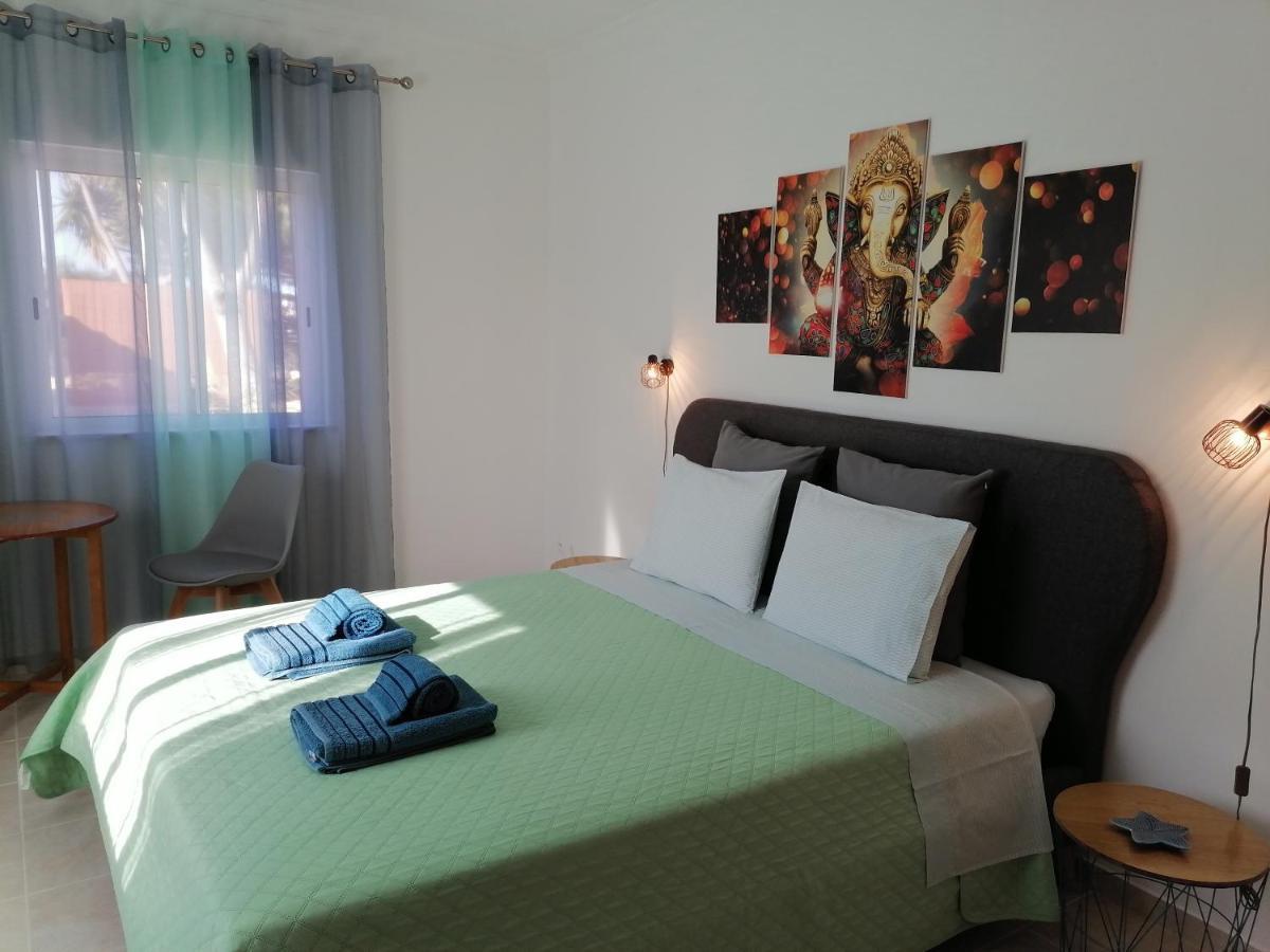 Azimute Guest House アルジェズール エクステリア 写真